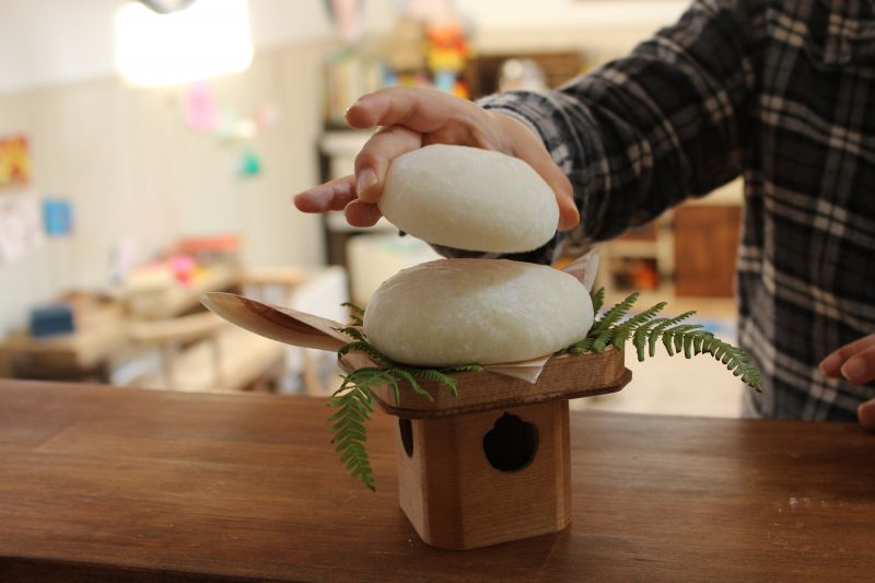 trang trí bánh Kagami Mochi trang trí bánh Kagami Mochi